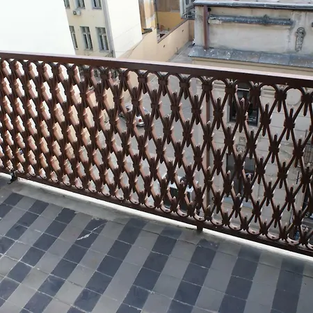 Urbanika Living - Central/ Old City 3 *